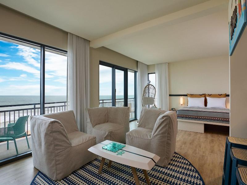 Moxy Virginia Beach Oceanfront image