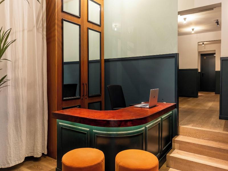 Colectia Stays Atocha image