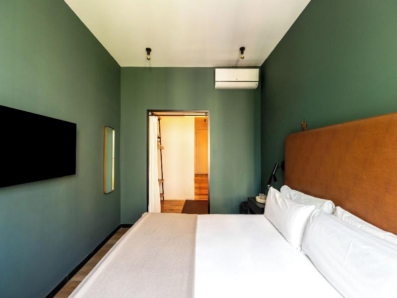 Colectia Stays Atocha image