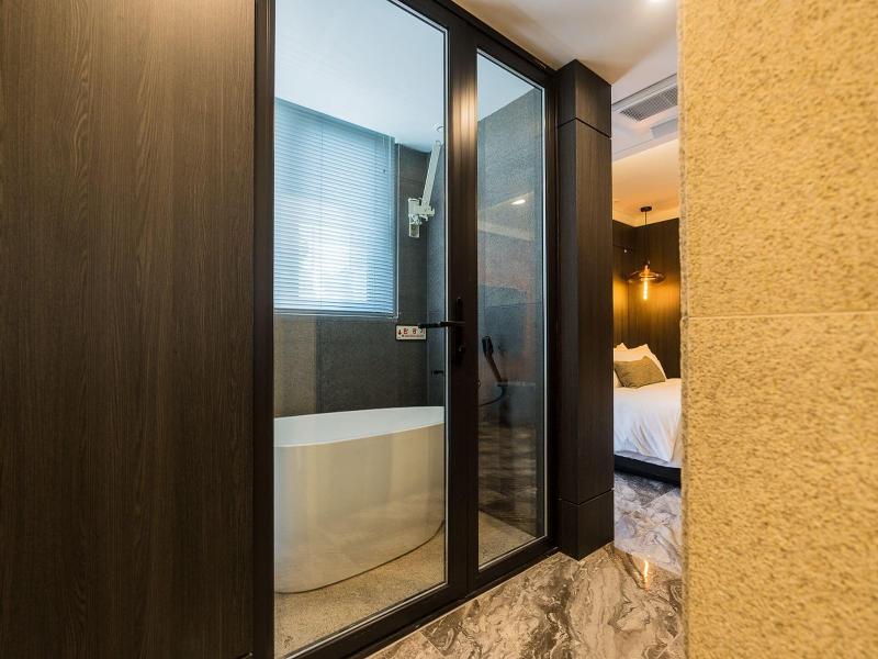 The May Hotel image