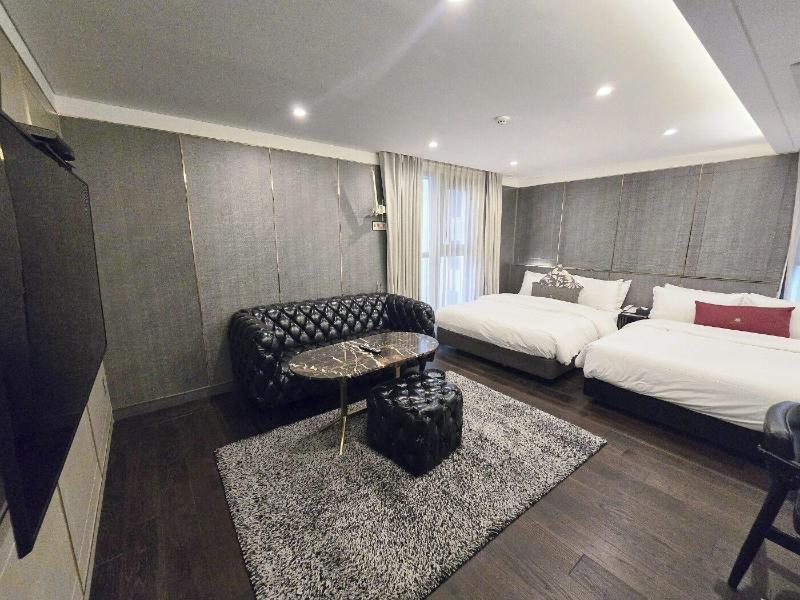 The May Hotel image