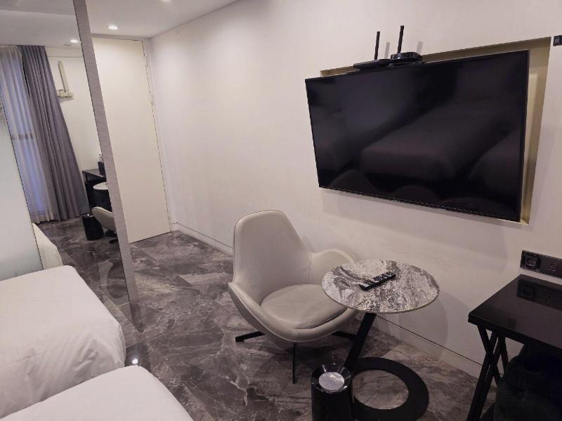 The May Hotel image