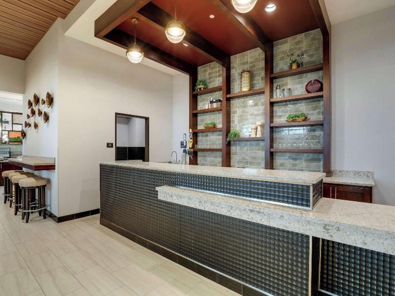 Drury Plaza Hotel Cincinnati Florence image
