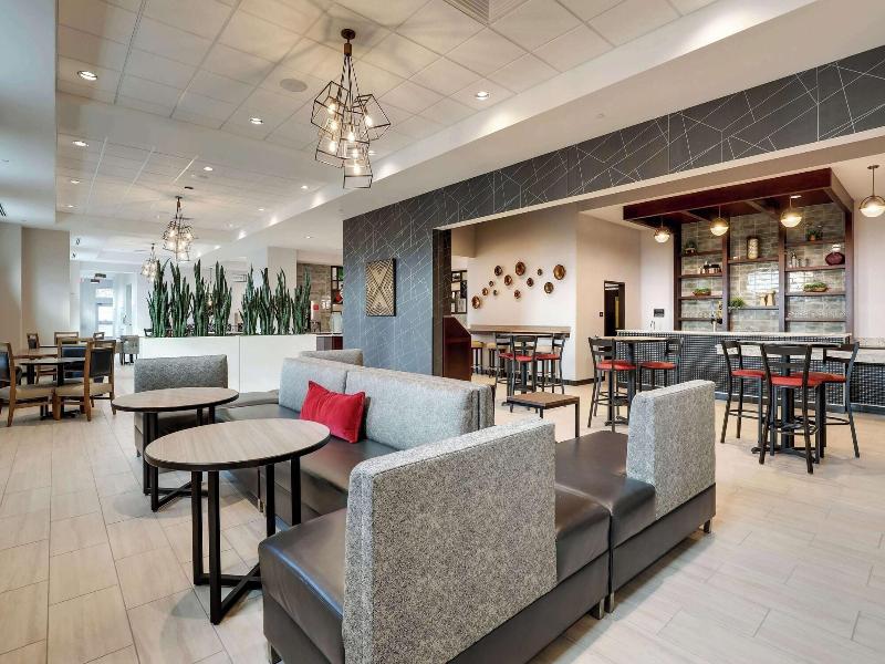 Drury Plaza Hotel Cincinnati Florence image