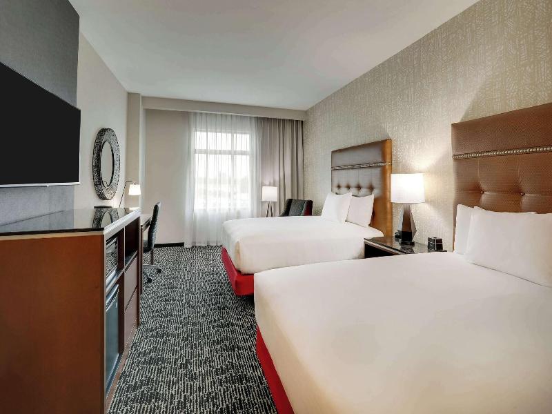 Drury Plaza Hotel Cincinnati Florence image
