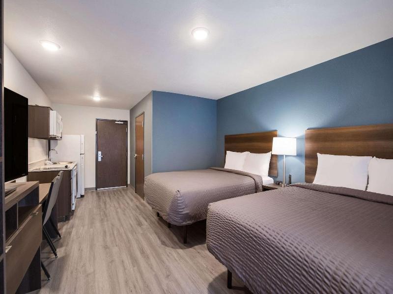 Woodspring Suites Detroit Madison Heights image