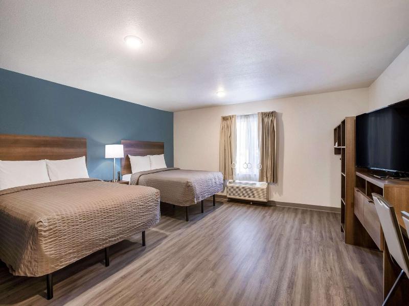 Woodspring Suites Detroit Madison Heights image