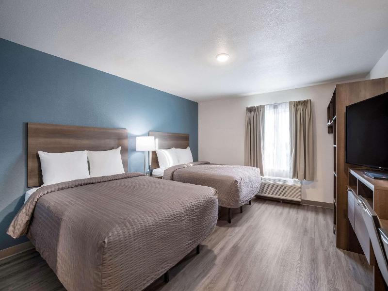 Woodspring Suites Detroit Madison Heights image