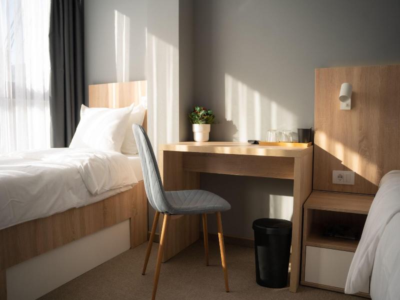 Olivia Rooms image