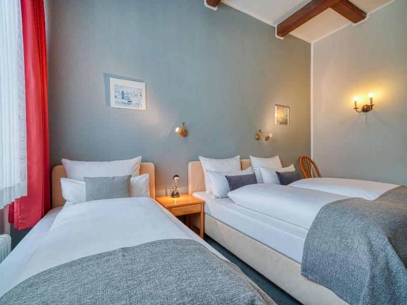 Hotel Zur Eule image