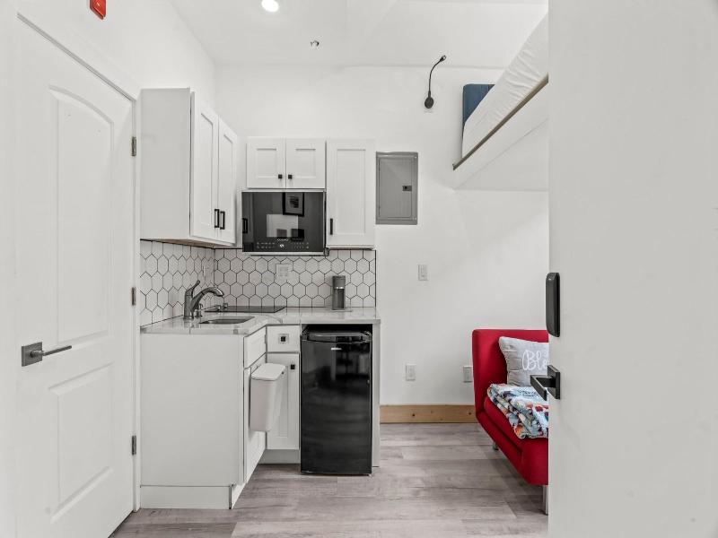 Goodseed Suites Philadelphia Center image