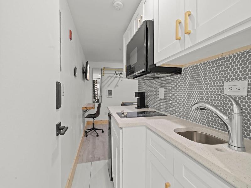 Goodseed Suites Philadelphia Center image