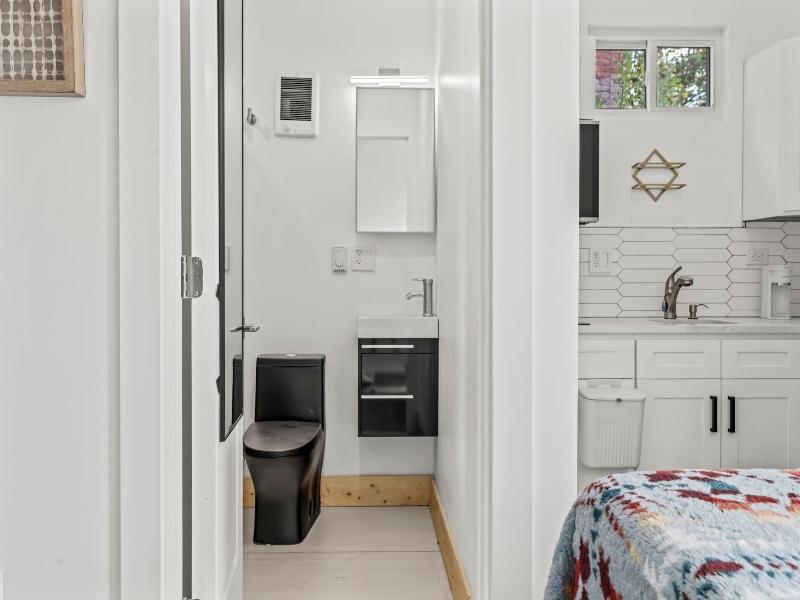 Goodseed Suites Philadelphia Center image