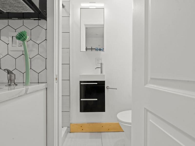Goodseed Suites Philadelphia Center image