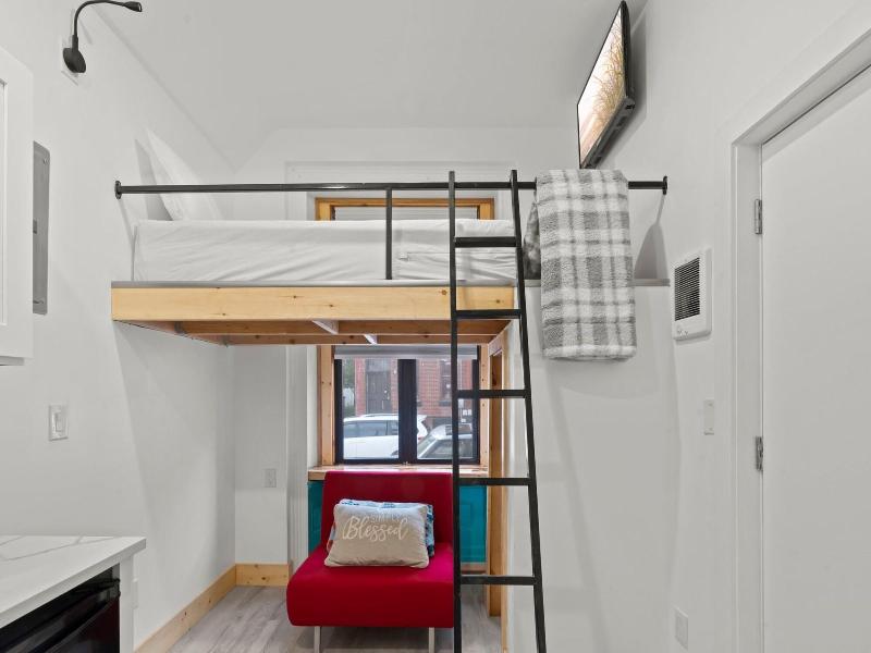 Goodseed Suites Philadelphia Center image
