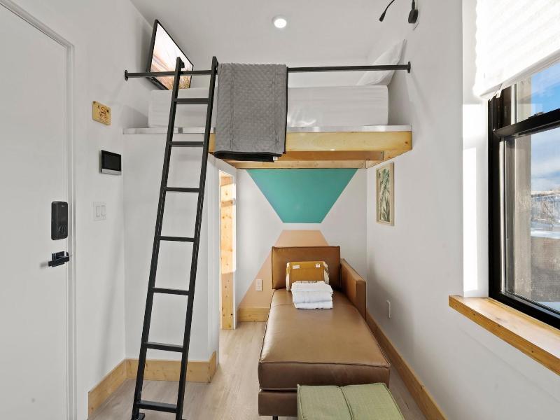 Goodseed Suites Philadelphia Center image