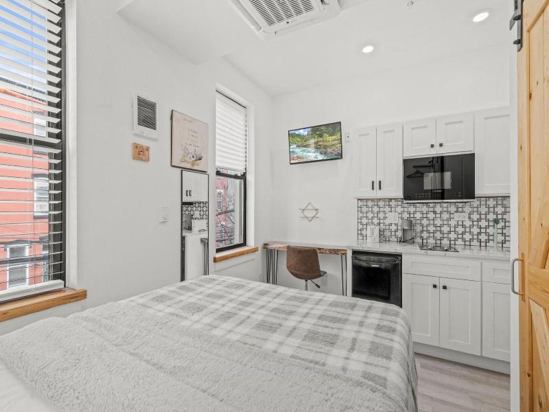 Goodseed Suites Philadelphia Center image