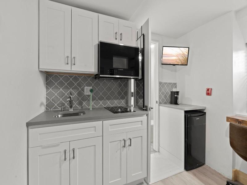 Goodseed Suites Philadelphia Center image