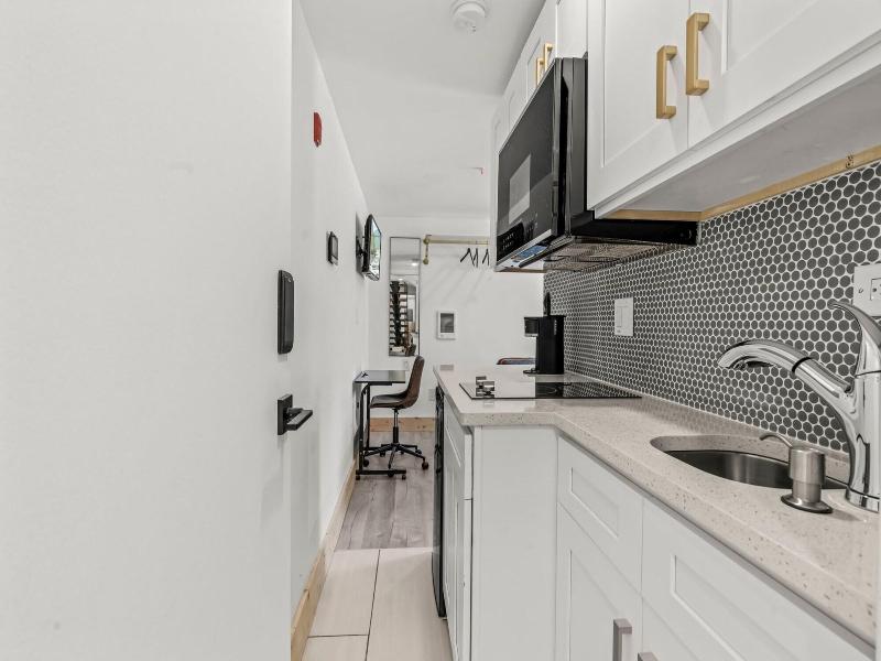 Goodseed Suites Philadelphia Center image