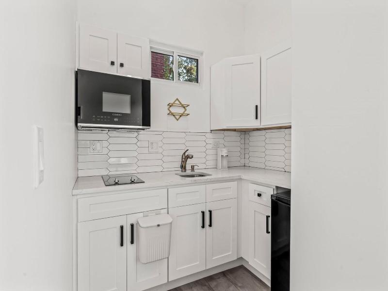 Goodseed Suites Philadelphia Center image