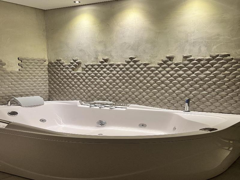 Sonata 44 Hotel Laureles — general view