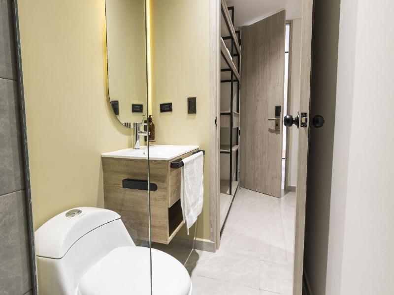 Sonata 44 Hotel Laureles image