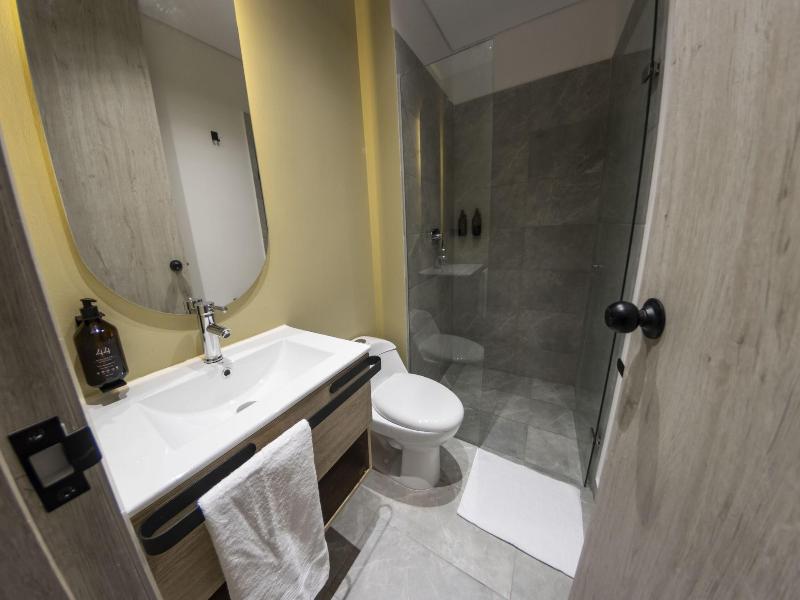Sonata 44 Hotel Laureles image