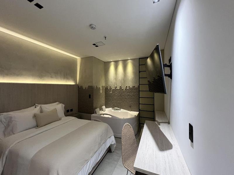 Sonata 44 Hotel Laureles image