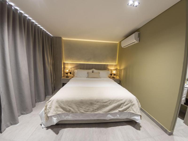 Sonata 44 Hotel Laureles image