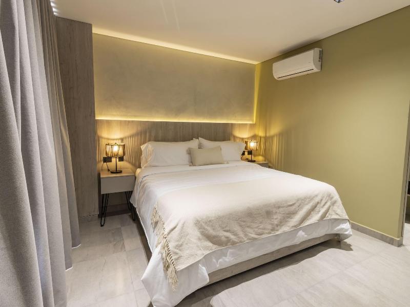 Sonata 44 Hotel Laureles image