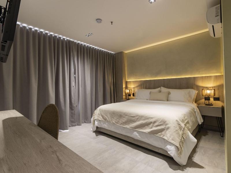 Sonata 44 Hotel Laureles image