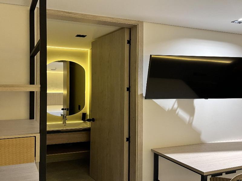 Sonata 44 Hotel Laureles image