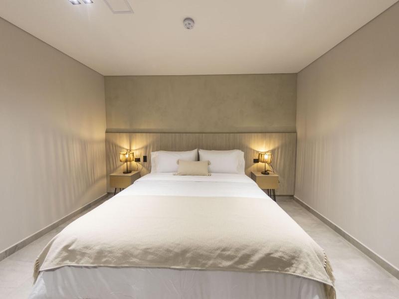 Sonata 44 Hotel Laureles image