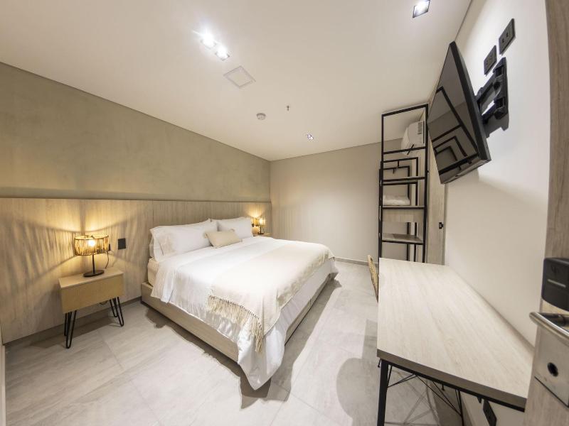 Sonata 44 Hotel Laureles image