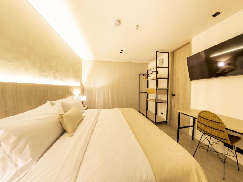Sonata 44 Hotel Laureles image