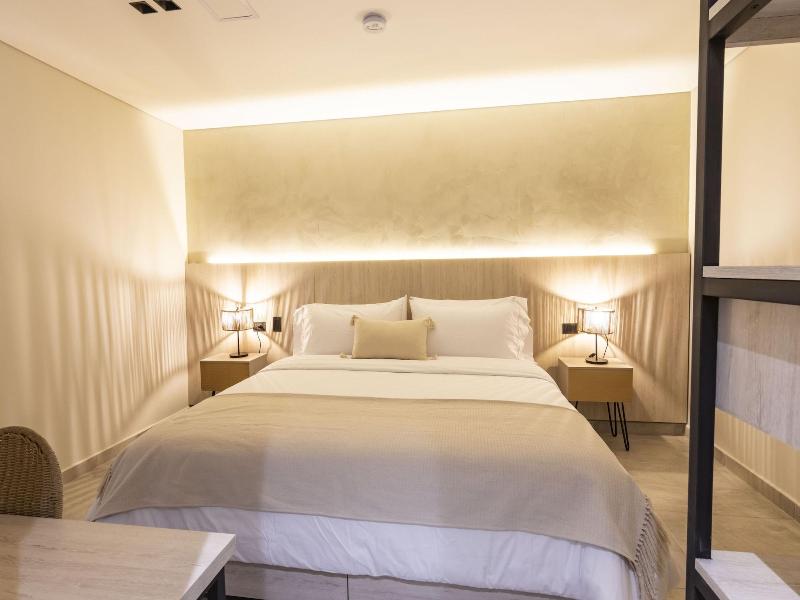 Sonata 44 Hotel Laureles image