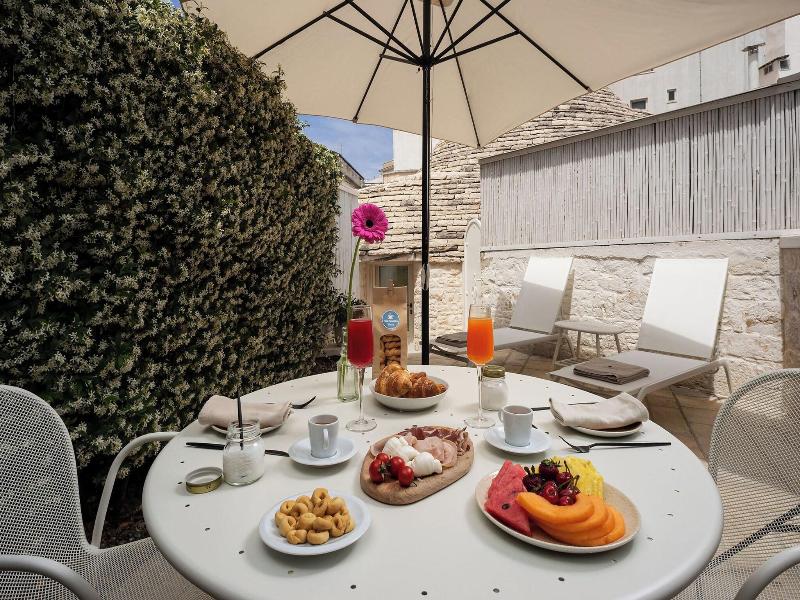 La Mandorla Luxury Trulli image
