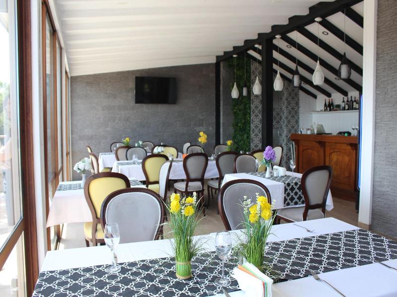 Vemara City Apart Hotel image