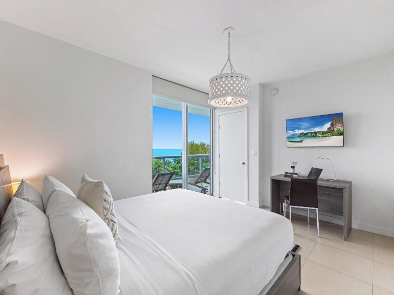 Dharma Home Suites Miami At Monte Carlo image