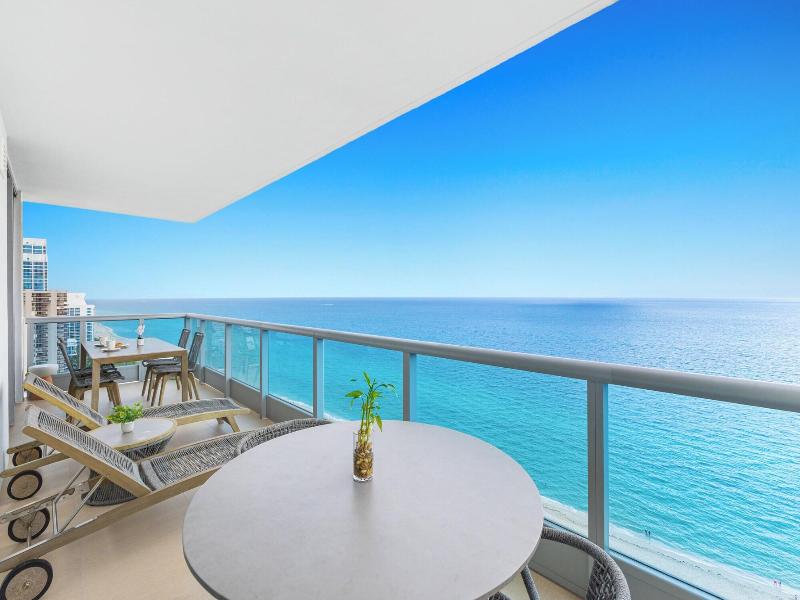 Dharma Home Suites Miami At Monte Carlo image