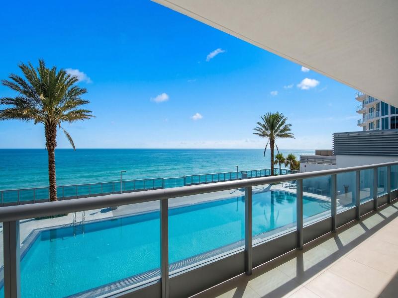 Dharma Home Suites Miami At Monte Carlo image