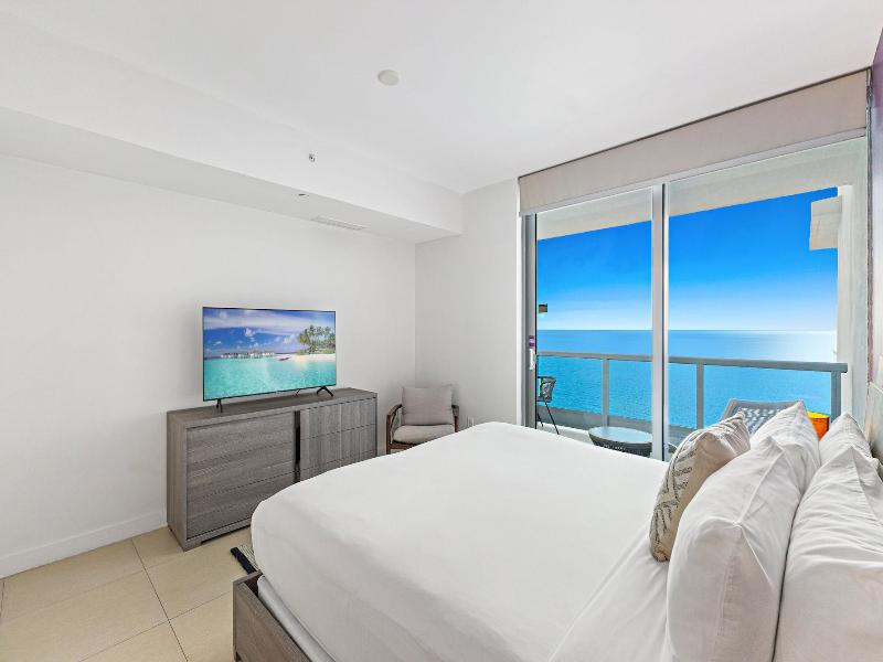 Dharma Home Suites Miami At Monte Carlo image