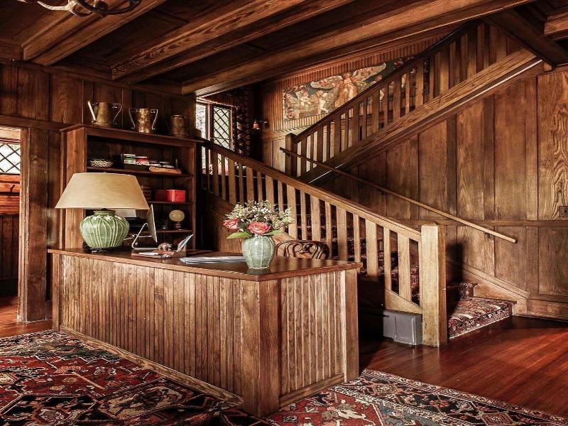Deer Mountain Inn image