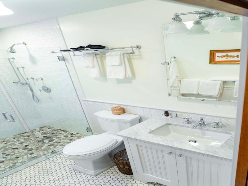 Deer Mountain Inn image