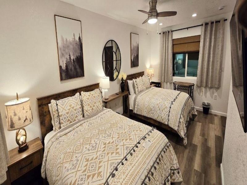 Ocean Cove Lodge image