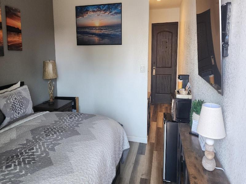 Ocean Cove Lodge image