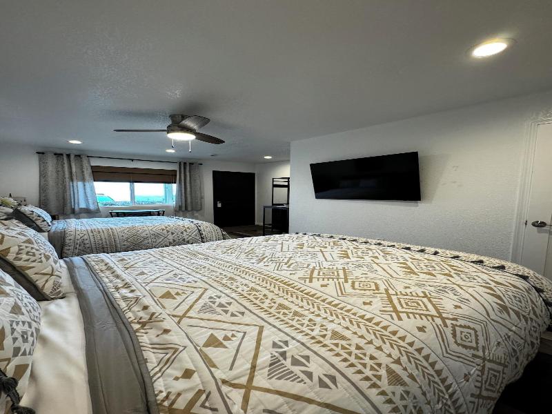 Ocean Cove Lodge image