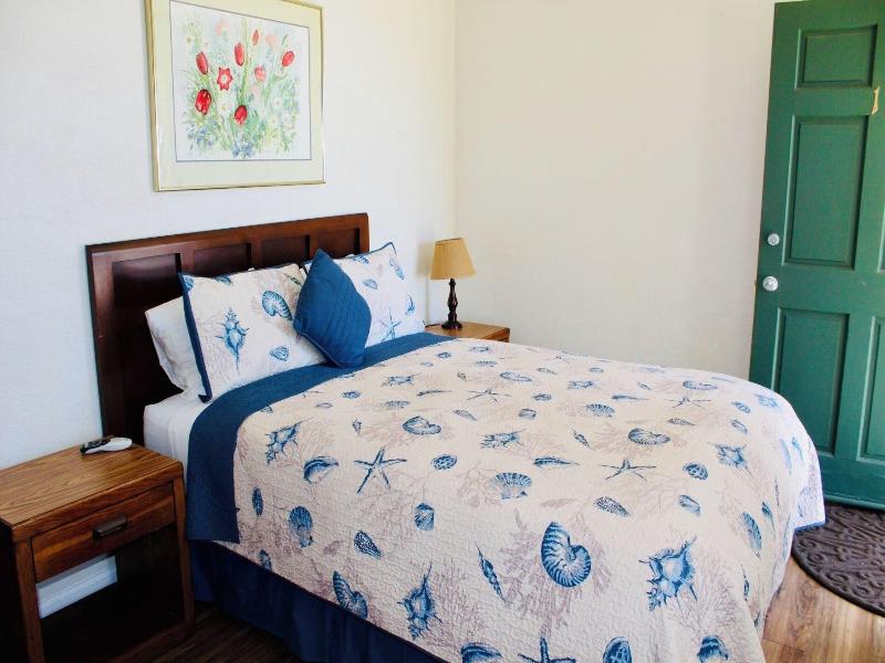 Ocean Cove Lodge image