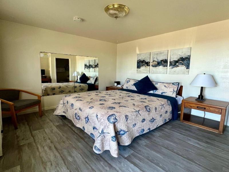Ocean Cove Lodge image