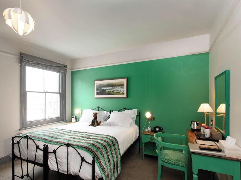 Crown Hotel image